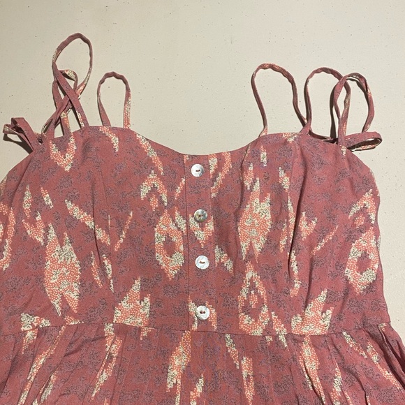 Pink flowy dress - Picture 4 of 7